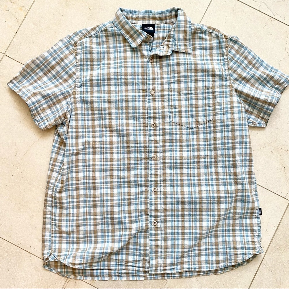 The North Face Plaid Button Up Short Sleeve Shirt XL